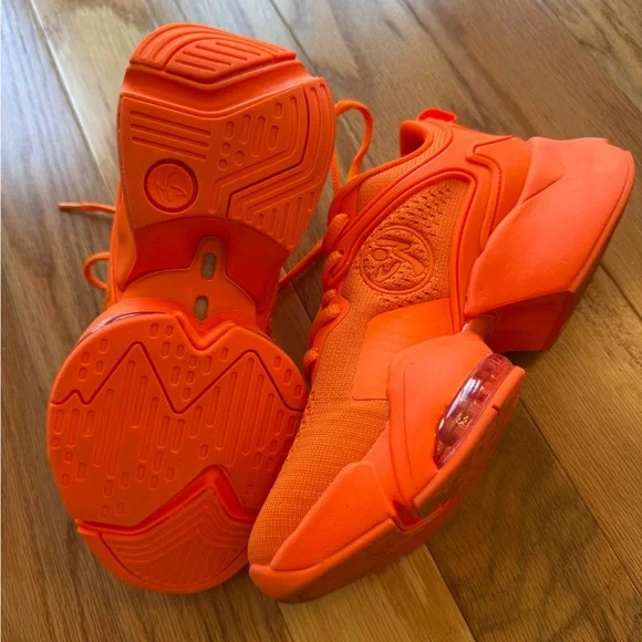 Zumba Air Stomp Remix II - Orange NWOT - Picture 11 of 11